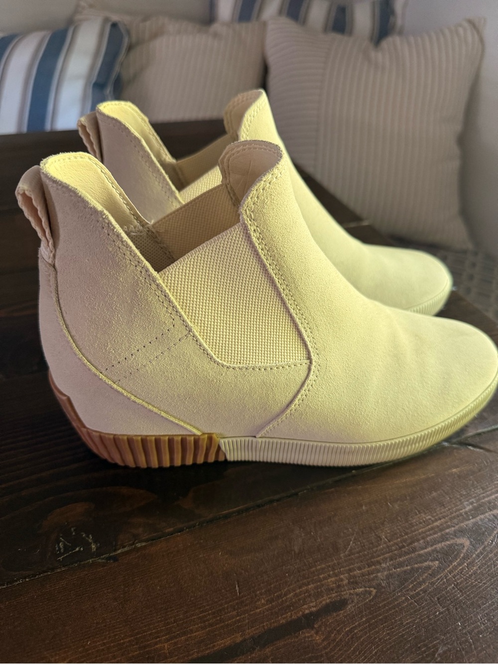 SOREL Out N About Slip-On ankle wedge Sneaker boots